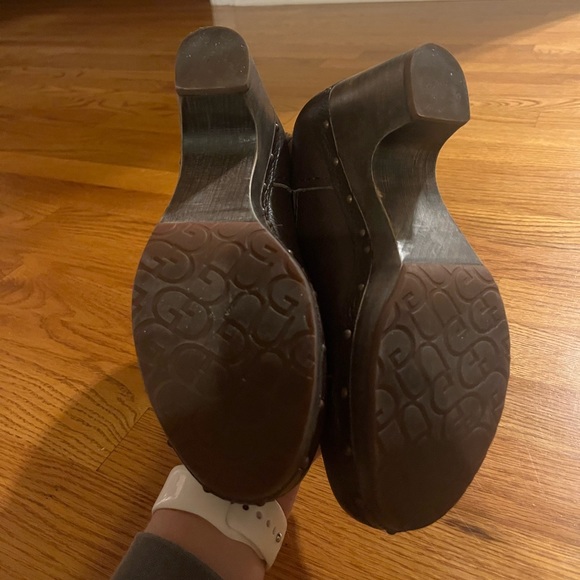 UGG size 7 fold over fur boots - Picture 2 of 4